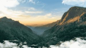 Sri lanka hill country tour